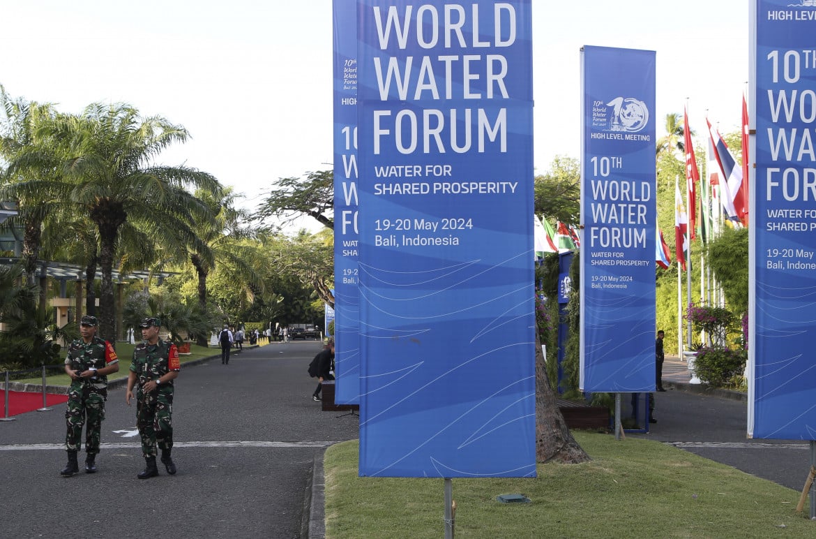 Militari indonesiani al World Water Forum (AP Photo/Firdia Lisnawati)