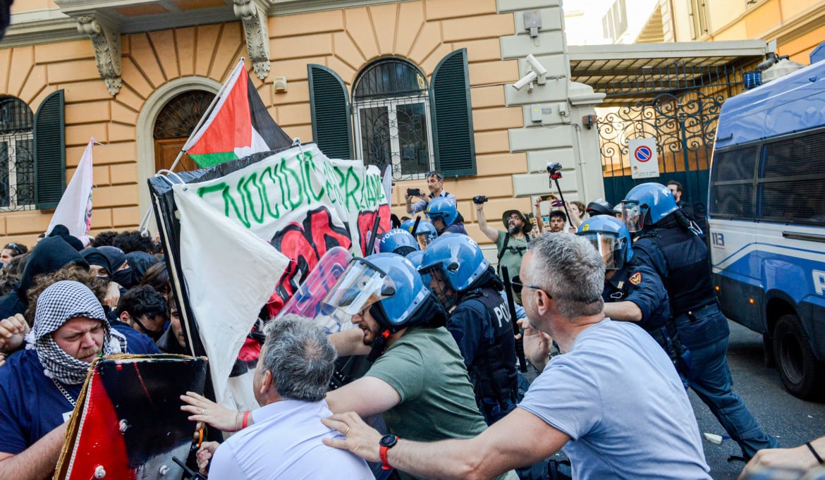 La manifestazione a Roma foto di Valentina Stefanelli/LaPresse