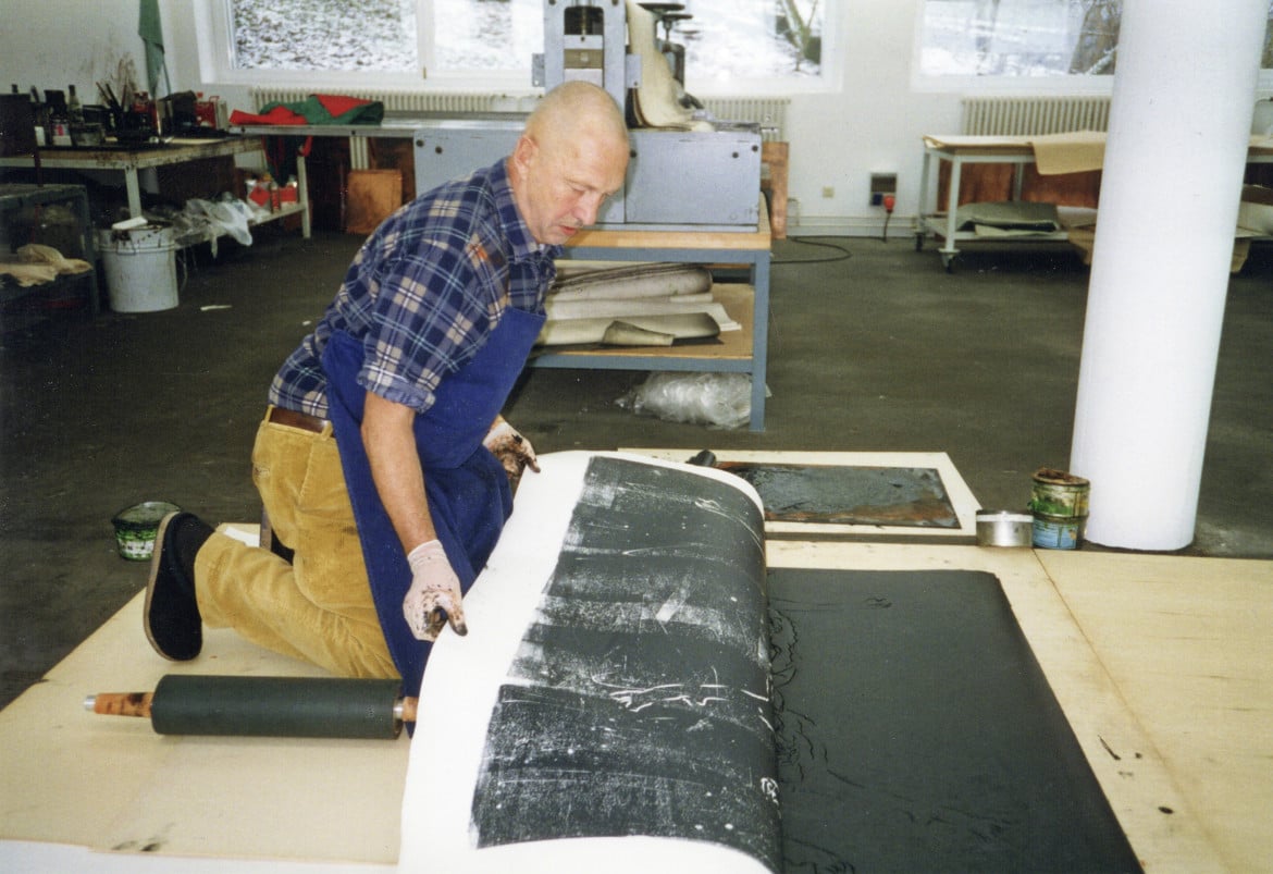 Georg Baselitz nel suo studio, 1999
