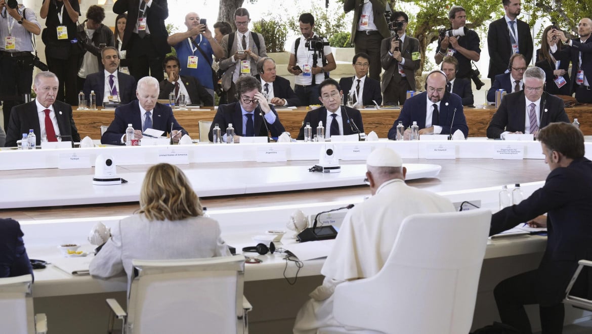 Meloni impone ai G7 la retromarcia su aborto e diritti lgbt