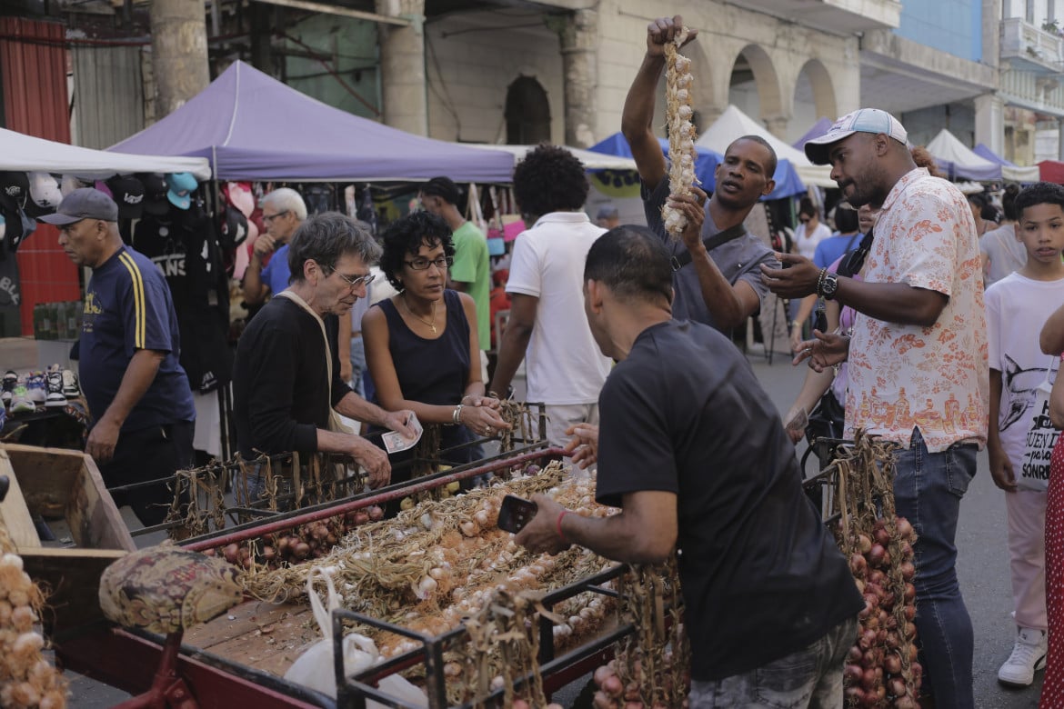 L’Avana ha esaurito il tempo: «A Cuba economia di guerra»