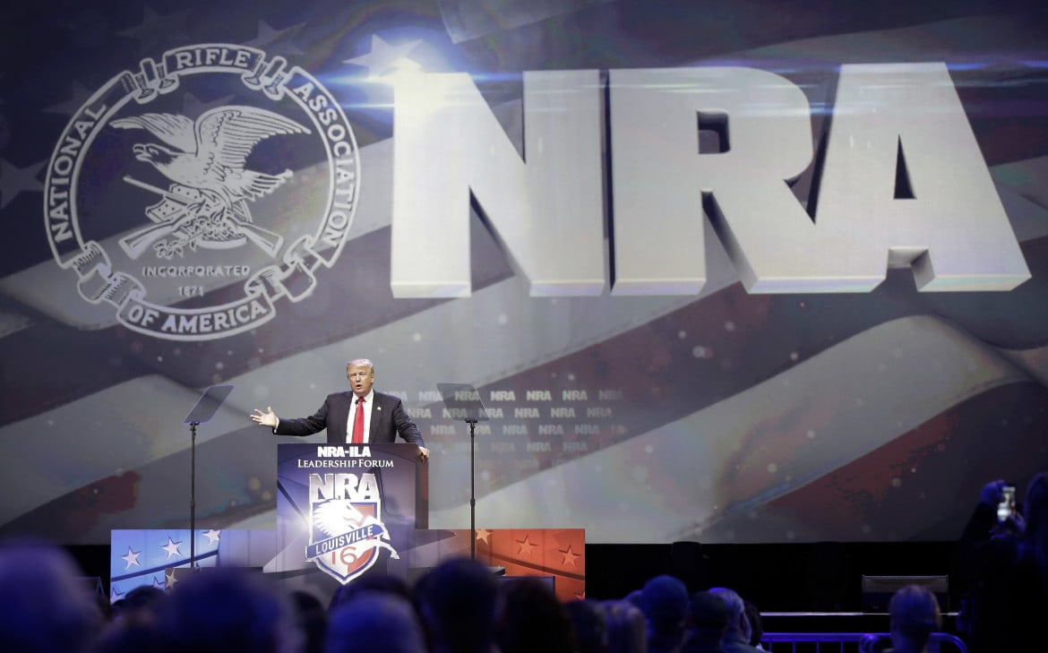 Donald Trump al congresso della National Rifle Association nel 2016