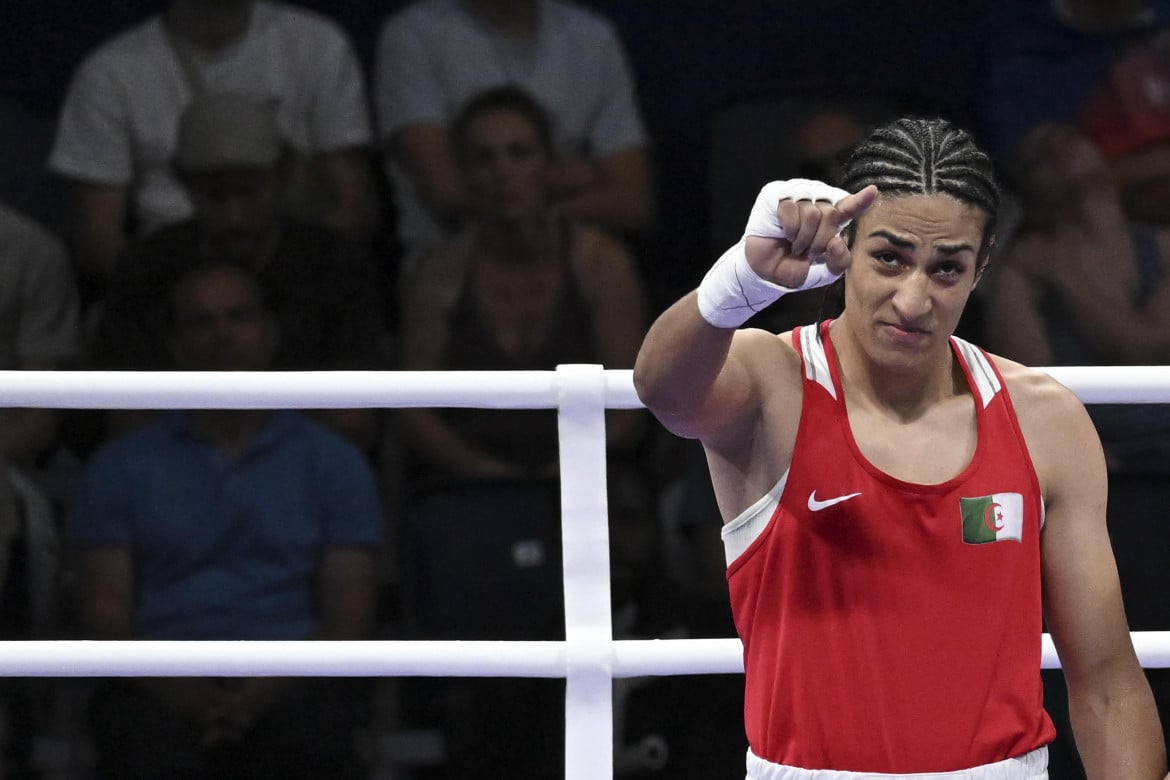 Vittoria netta per Imane Khelif, ma match equilibrato. Ora la semifinale con Suwannapheng