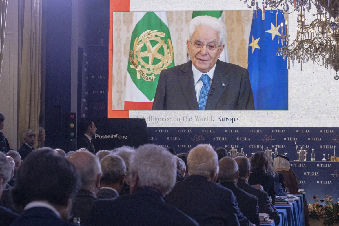 Mattarella: «Abbattere il debito è ineludibile, ma sono opinabili i giudizi dei mercati»