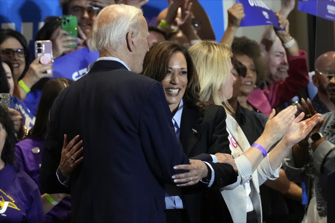 Joe Biden e Kamala Harris a un comizio a Pittsburgh