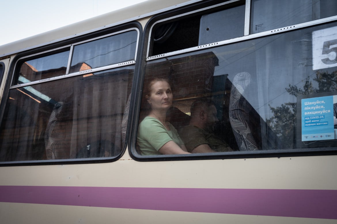 Civili evacuati dalla città del Donbas - foto di Patryk Jaracz/Getty Images