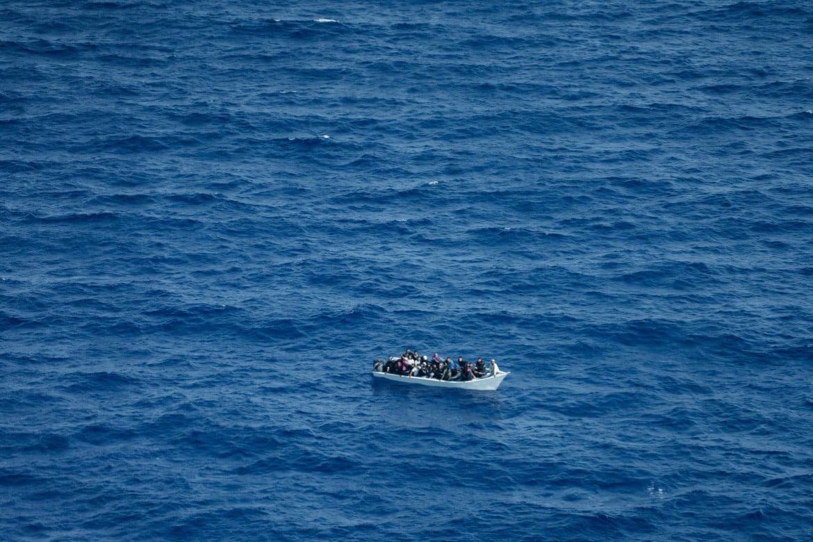 Sea-Watch: «Avevamo segnalato una barca identica a quella naufragata»