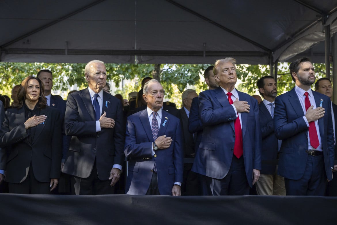 Insolita foto «di famiglia». Gop/dem a Ground zero