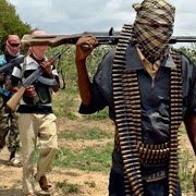 Nigeria: kamikaze al mercato, almeno 19 morti