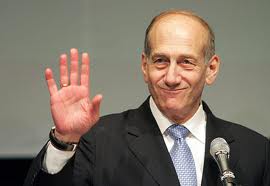 Olmert: «Abbiamo esagerato la minaccia iraniana»