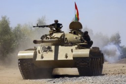 09est2f02 peshmerga kurdi valle bekaa IRAQ-SECURITY