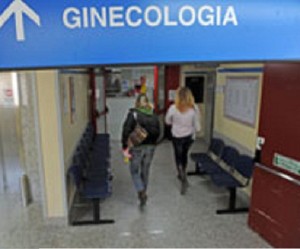 Aborto, il governatore del Lazio Zingaretti mette i paletti  ai medici obiettori