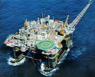 Spagna, il governo dice sì alle esplorazioni petroliferie alle Canarie